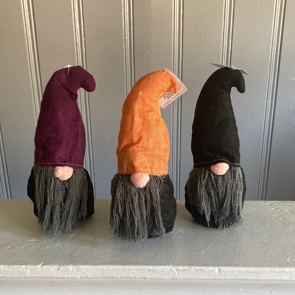 NWT- Set of 3- Purple, Orange & Black Hat get lkui Halloween Gnomes Decorations - Picture 1 of 17